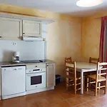 מלון דירות Victoria Garden 3*