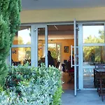 Victoria Garden