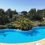 Victoria Garden מלון דירות