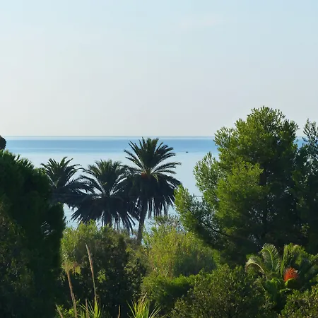Ξενοδοχείο με διαμερίσματα Victoria Garden Λα Σιοτά