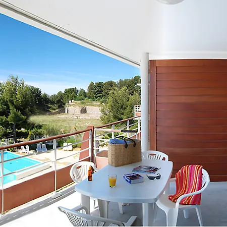 Victoria Garden 3*