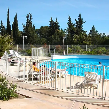 Victoria Garden Aparthotel 3*