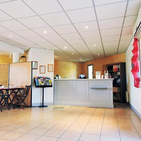 Aparthotel Victoria Garden 3*