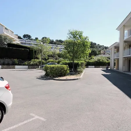 Ξενοδοχείο με διαμερίσματα Victoria Garden 3*