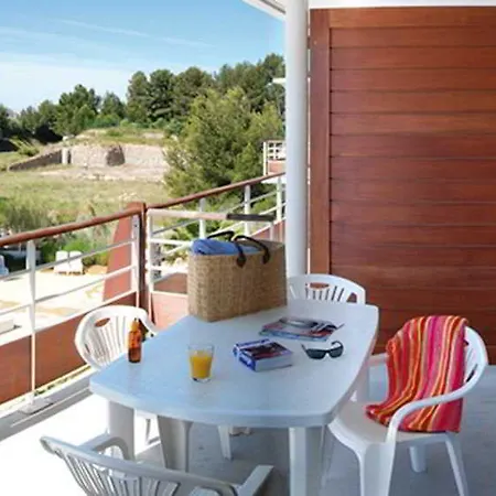 Victoria Garden Aparthotel 3*