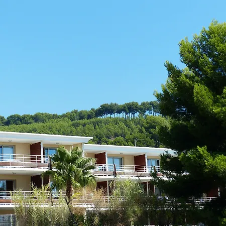 Victoria Garden 3*